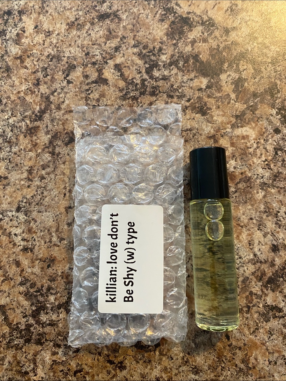 Rollerball fragrant body oil - 'Be Shy' (Killian: love don't) - Yellow